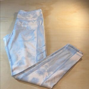 Woman’s Tie-Dye Leggings - Blue and White side pockets Sz S
